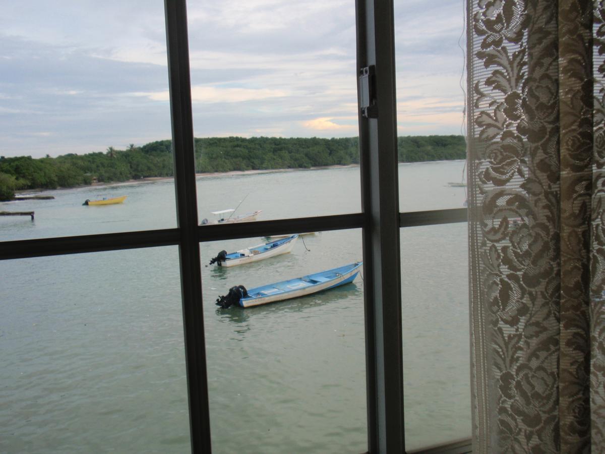 Memories Cottage And Apartments Buccoo Экстерьер фото
